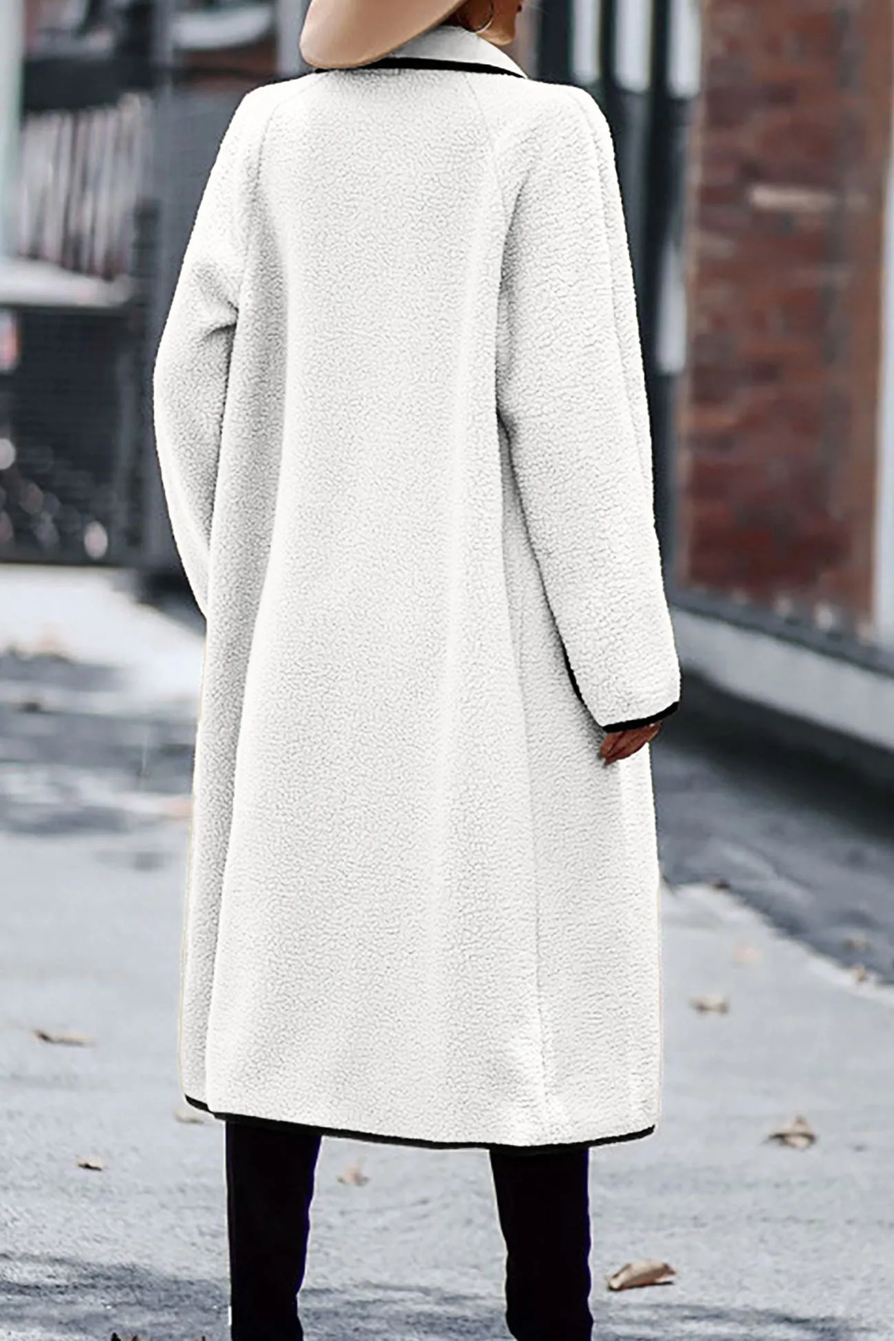 Lapel Pocketed Plush Cardigan